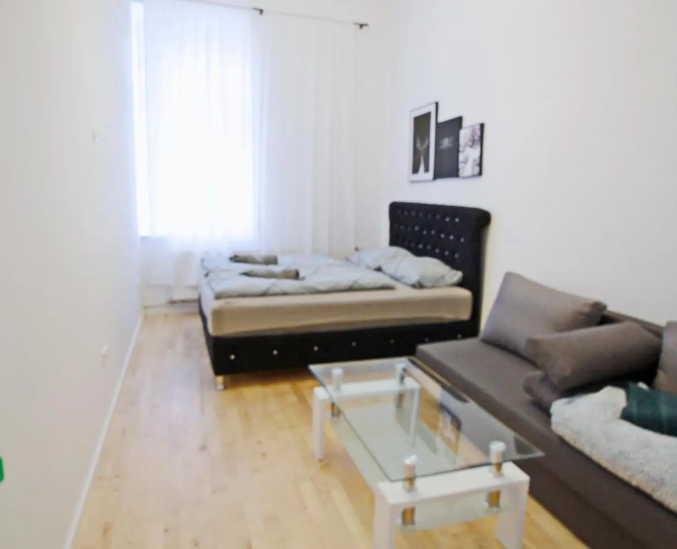 Cozy Room In Vienna City Center Dw3 contacts
